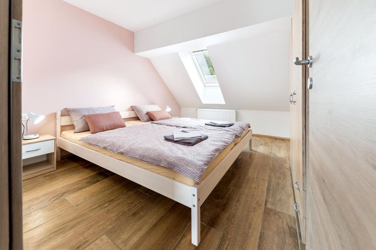 Apartmaji Rupnik Бохиньска-Быстрица Экстерьер фото